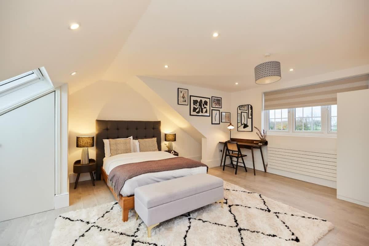 The Redbridge Sanctuary - Spacious 3bdr House With Garden Appartement Londres
