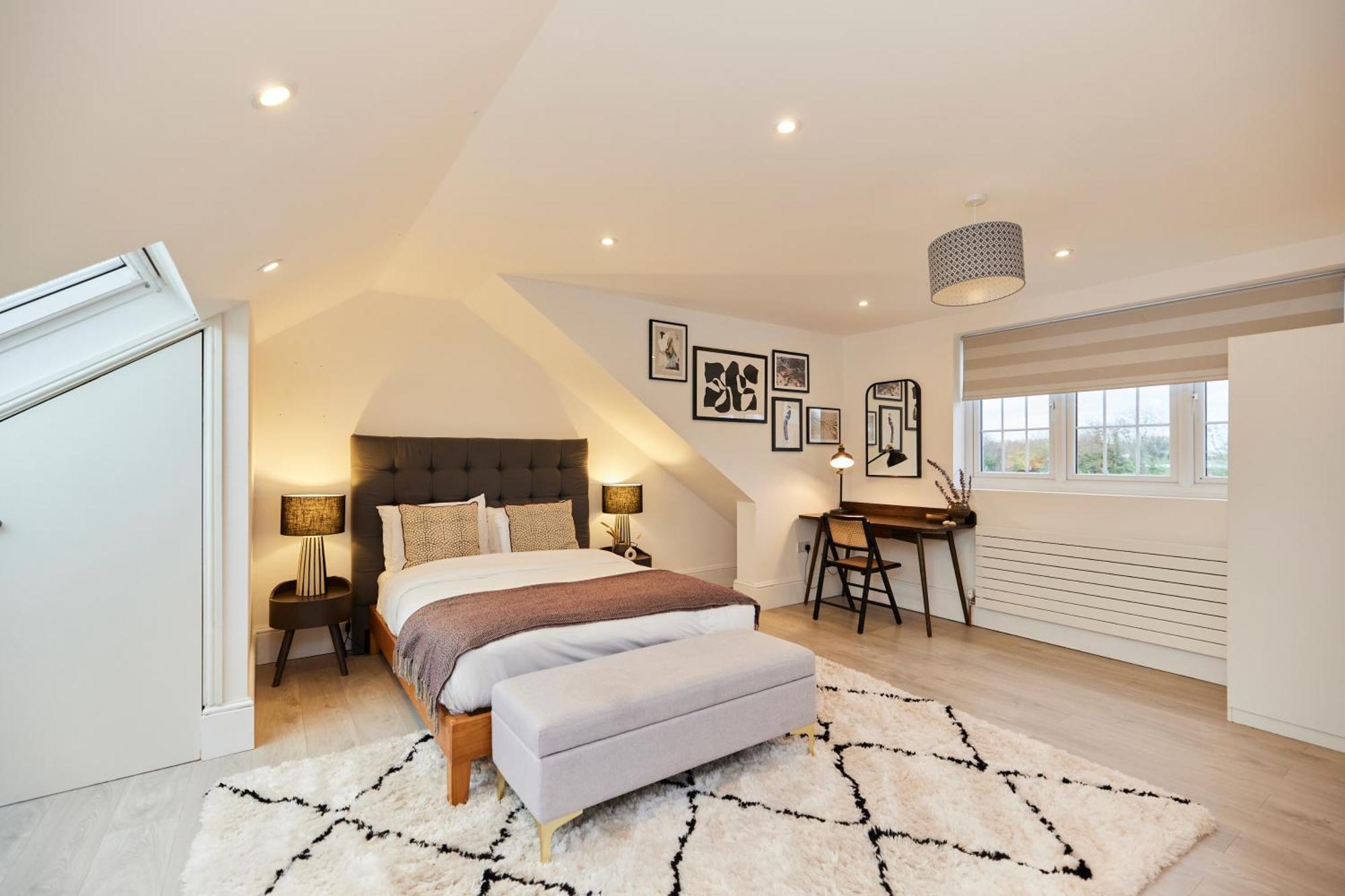 The Redbridge Sanctuary - Spacious 3bdr House With Garden Londen
